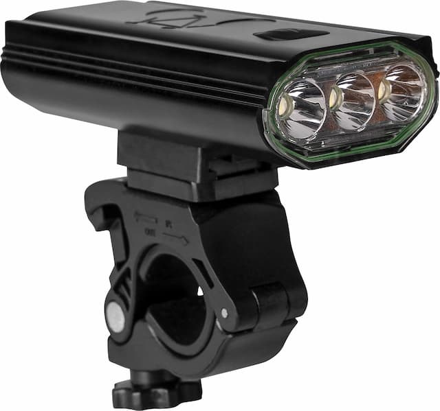 Фара передняя STS QB301